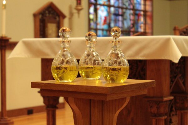 Holy Thursday Images 2025